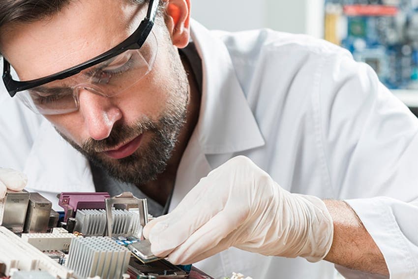 Especialistas de Labtech para soluciones de laboratorio
